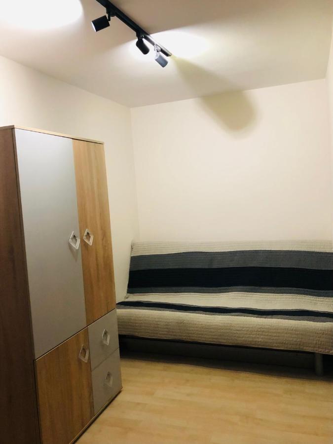 Nice Room, Комната, Pokoj Miedzy Airport Wro A Centrum Вроцлав Екстер'єр фото